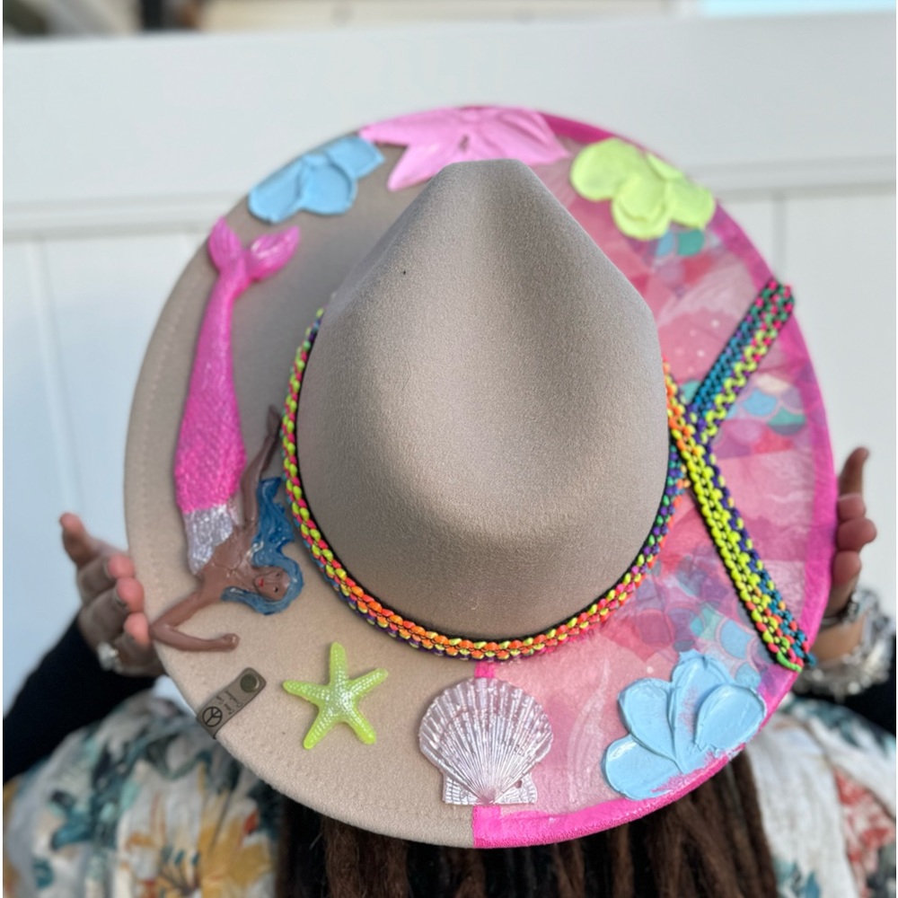 Hand painted hat